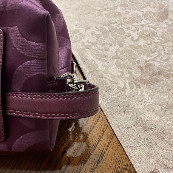 NWOT Coach Purple Sabrina Satchel. - Picture 4 of 12